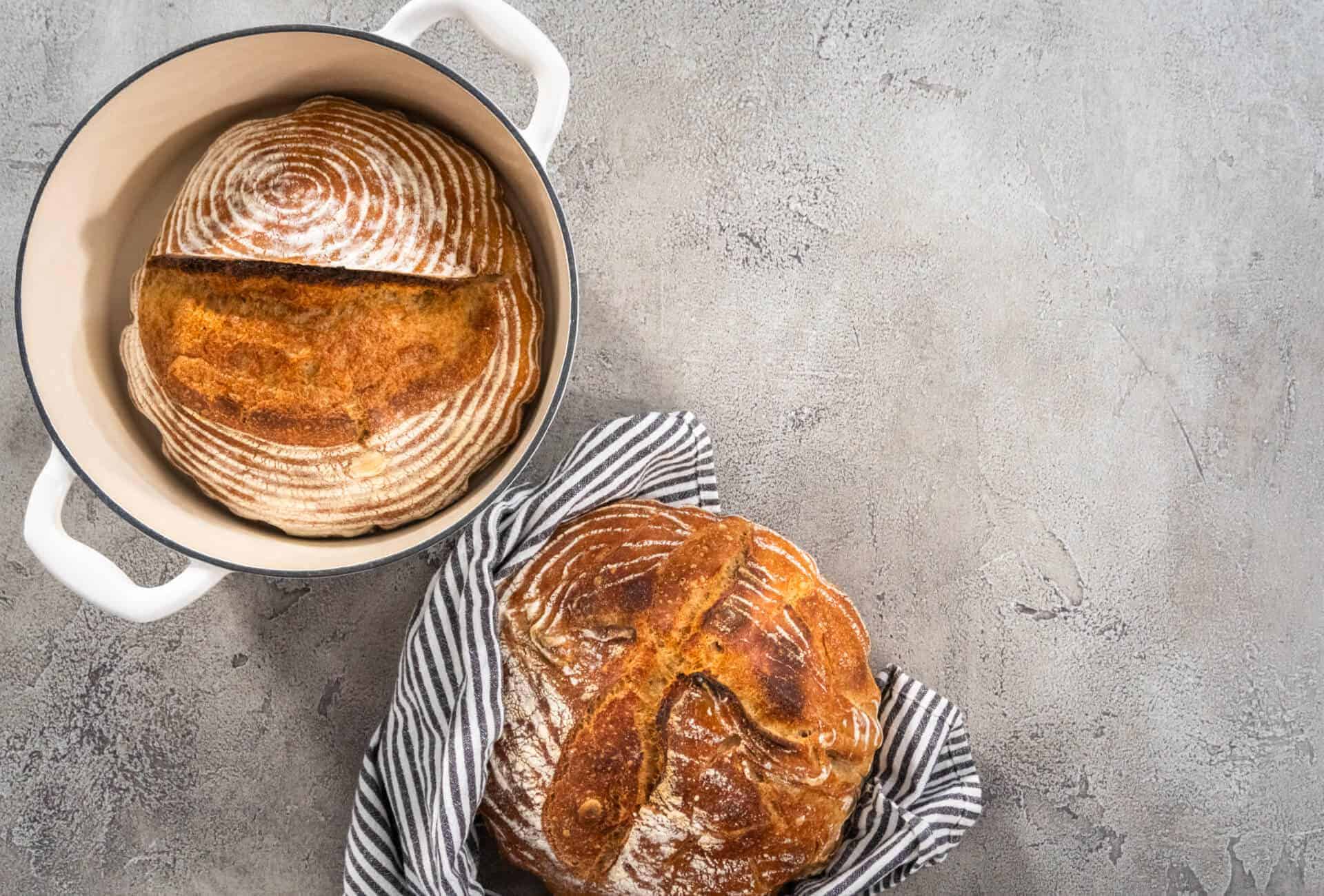 Brot in Topf